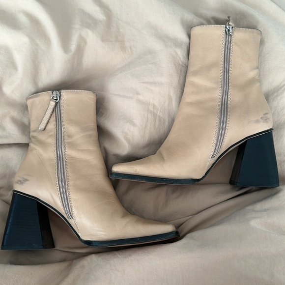 ALOHAS Black and Beige Heeled Boots - Picture 4 of 4